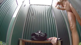 4. Download full pics of 恥ずかしがり屋の可愛いブロンド娘 from czechpool.com