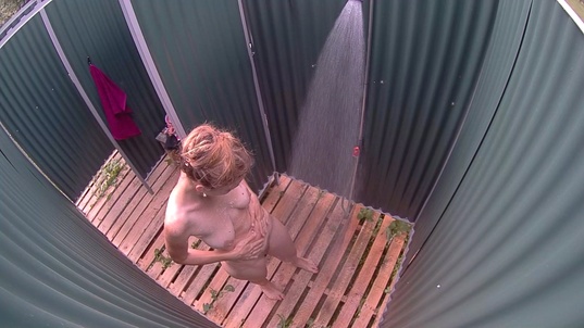 6. Download full pics of Unshaved, Pierced Beaver from czechpool.com