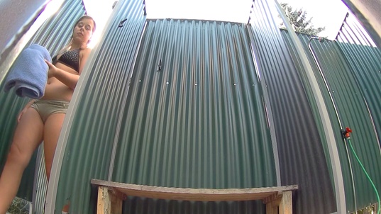 1. Download full pics of Extra Juicy Pussy from czechpool.com