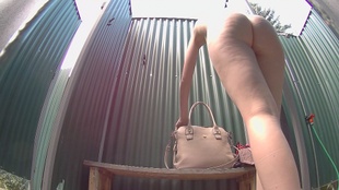 2. Download full pics of Young and Wet from czechpool.com