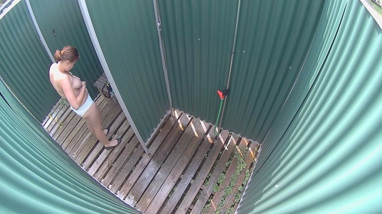 6. Download full pics of セクシーな美女がプライベートな瞬間を捉えられた from czechpool.com