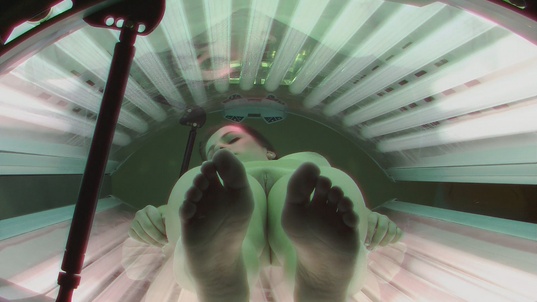 5. Download full pics of Brunette Gives Another Unintentional Pussy Flash from czechsolarium.com