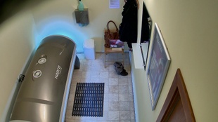 4. Download full pics of 丰满少女毫无顾忌地暴露一切 from czechsolarium.com