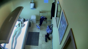 5. Download full pics of Brunette Sunbathes and Exposes Her Tight Pussy from czechsolarium.com