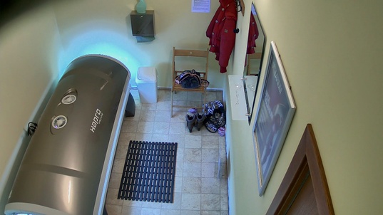 4. Download full pics of Young Blonde Slut Gets Caught in Solarium from czechsolarium.com