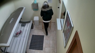 1. Download full pics of Blonde with No Shame Spreads Wide in Solarium from czechsolarium.com