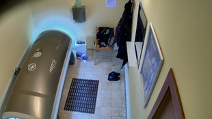 4. Download full pics of Hot Teen Caught Naked in Solarium from czechsolarium.com