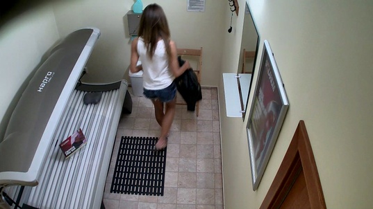 1. Download full pics of Time for Solarium, Time for Pussy Flashes from czechsolarium.com