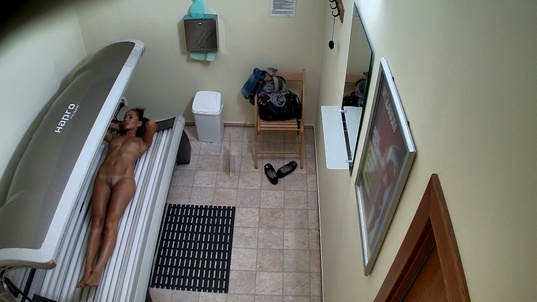 3. Download full pics of Supermodel Strips Down and Flashes Her Pussy from czechsolarium.com