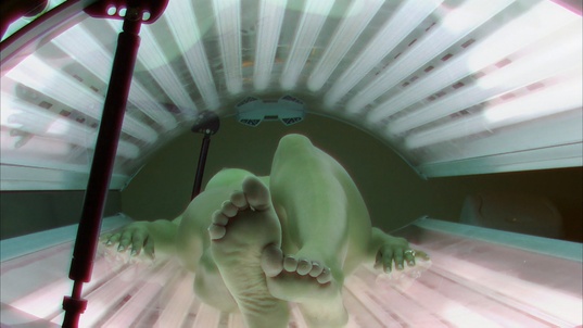 4. Download full pics of Busty Model Masturbates in Solarium from czechsolarium.com