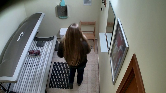 1. Download full pics of Blonde Babe Strips Again in Solarium from czechsolarium.com