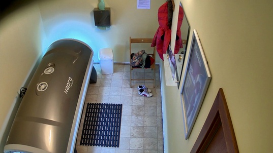 5. Download full pics of Teen Student Gives Us a Free Show in Solarium from czechsolarium.com