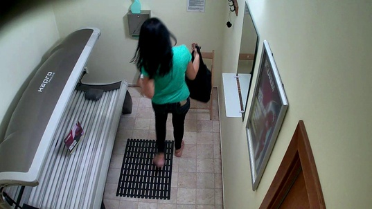 1. Download full pics of Silicone Brunette Bares All in Solarium from czechsolarium.com