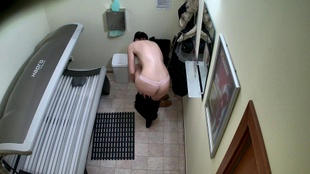 2. Download full pics of 棕发尤物为日光浴摄影机全裸出镜 from czechsolarium.com