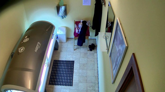 5. Download full pics of Mature Blonde Shows Off Her Natural Curves from czechsolarium.com