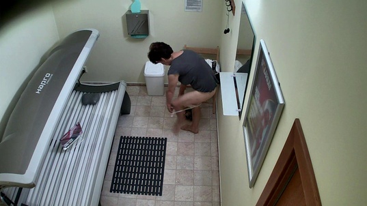 2. Download full pics of Hairy Goddess Caught in Solarium from czechsolarium.com