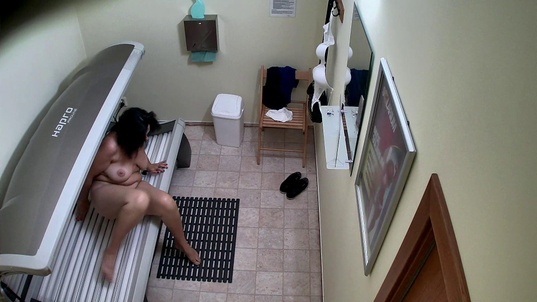 6. Download full pics of Cute MILF Makes Solarium Her Stage from czechsolarium.com