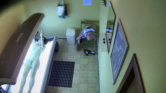 5. Download full pics of Hairy MILF Returns to the Solarium from czechsolarium.com