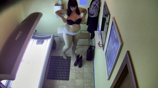 6. Download full pics of Husky Teen's Wild Solarium Show from czechsolarium.com