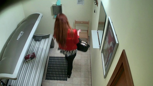 1. Download full pics of Sexy Redhead Lights Up the Solarium from czechsolarium.com