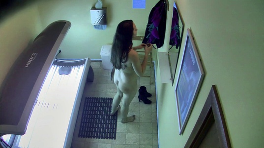 5. Download full pics of University Student’s Sensational Show from czechsolarium.com