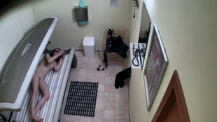 6. Download full pics of 18-YO Pussycat Takes the Stage from czechsolarium.com