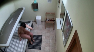 3. Download full pics of Sneaky Solarium Princess Exposed from czechsolarium.com