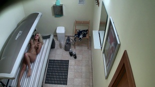 4. Download full pics of Blonde Teen Plays with Her Pussy Unbeknownst to All from czechsolarium.com