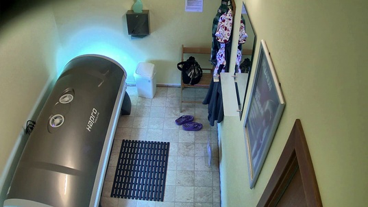 5. Download full pics of Busty Granny Exposed in the Solarium from czechsolarium.com