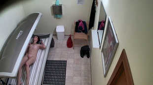 3. Download full pics of Teen Slut in Solarium—Caught Unaware from czechsolarium.com