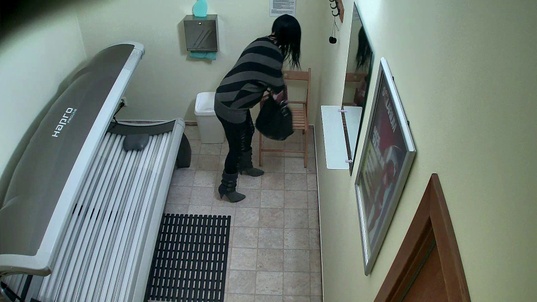 1. Download full pics of Exploited: Pregnant Girl in Solarium from czechsolarium.com