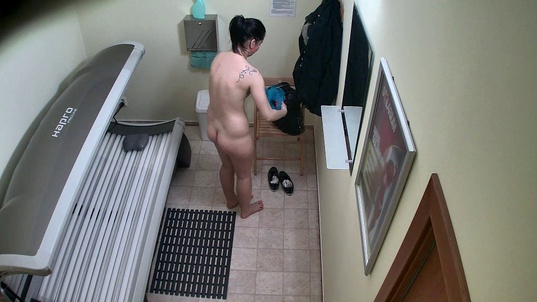 5. Download full pics of Pregnant Girl Exposed in the Solarium from czechsolarium.com