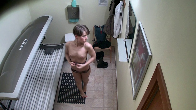 MILF in Solarium—Camera-Ready and Feeling Sexy