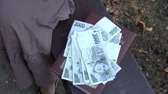 6. Download full pics of Pious swallower from czechstreets.com