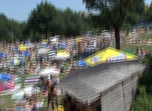 1. Download full pics of Test di fedeltà - Lucie from czechstreets.com