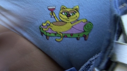 6. Download full pics of Slim Ilona from czechstreets.com