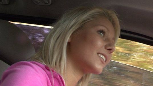 3. Download full pics of Bonito e ingênuo from czechstreets.com