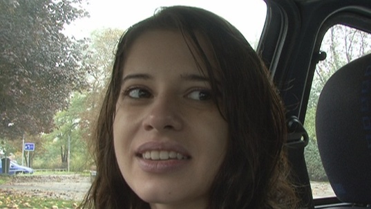 2. Download full pics of Naive 18 y/o from czechstreets.com