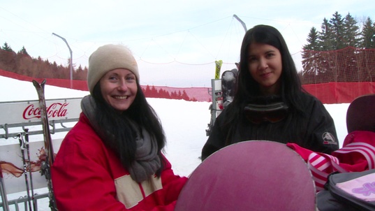 1. Download full pics of 18 y/o from the slope from czechstreets.com