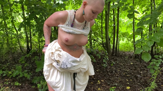 4. Download full pics of Bald Rebel from czechstreets.com