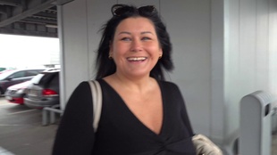 2. Download full pics of Mulher casada e peituda faz sexo anal no estacionamento from czechstreets.com