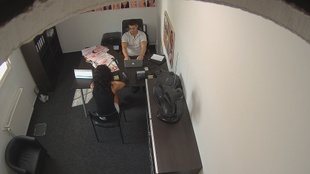 3. Download full pics of Linda : Une sale pute brune te sert tout from czechsupermodels.com