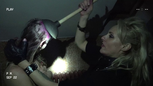 10. Download full pics of Filthy Hair Salon from dirtysarah.com