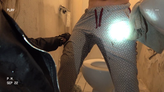 10. Download full pics of Brown Anal Rose from dirtysarah.com