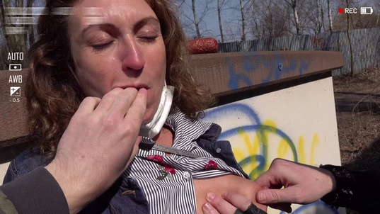 9. Download full pics of 自私的妓女 from extremestreets.com