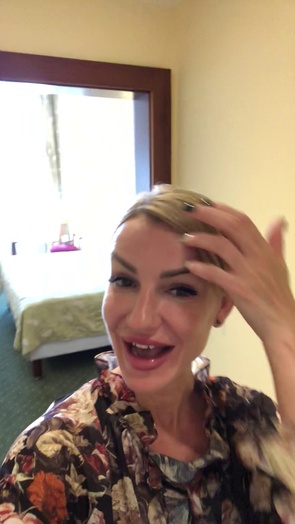 1. Download full pics of Take a shower with Elen Million from glaminogirls.com