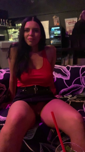 2. Download full pics of Kira wants to get hard fuck from glaminogirls.com