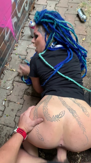 5. Download full pics of A Fuck in the Park from glaminogirls.com