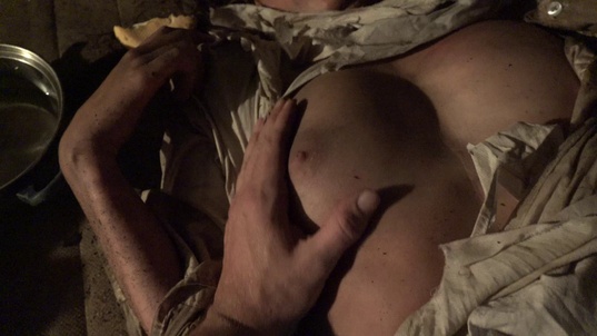 4. Download full pics of The girl in the cage from horrorporn.com