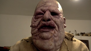 8. Download full pics of Gula from horrorporn.com